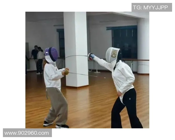 2025年我国击剑沙龙联赛总决赛启幕 三千余剑客沈阳争锋