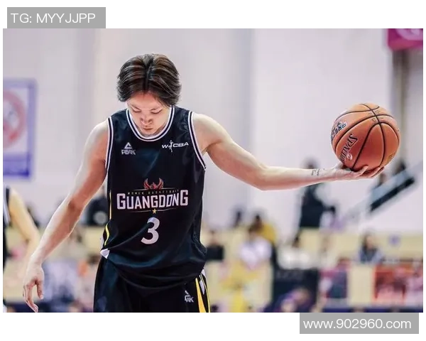 广东女篮时隔八年再夺冠 以74比68比分打败四川队 广东女篮时隔八年再夺冠 以74比68比分打败四川队